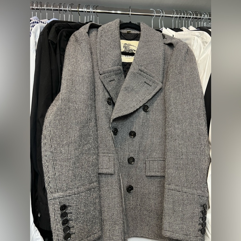Men’s Size 56 Burberry Wool Jacket! 100% authentic